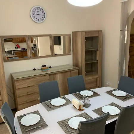 Cloud 9 * Ghajnsielem