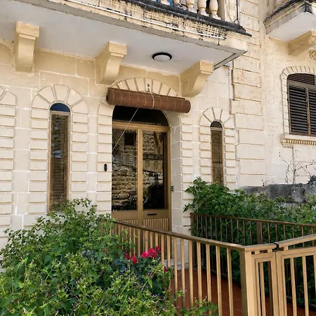 Cloud 9 * Għajnsielem