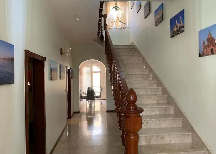 Cloud 9 * Għajnsielem